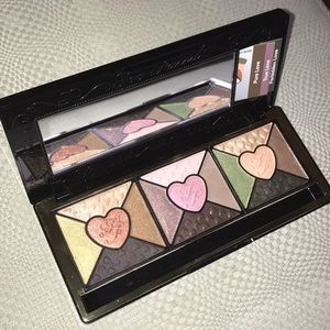 Too Faced Passionately Pretty Eyeshadow Palette